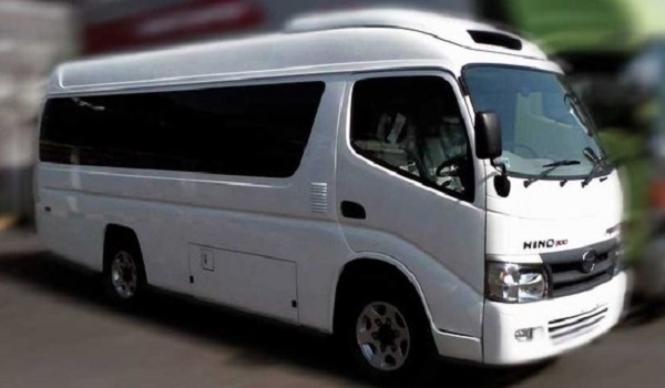 Bus Pariwisata Lombok Kapasitas 16 Sampai 20 Orang